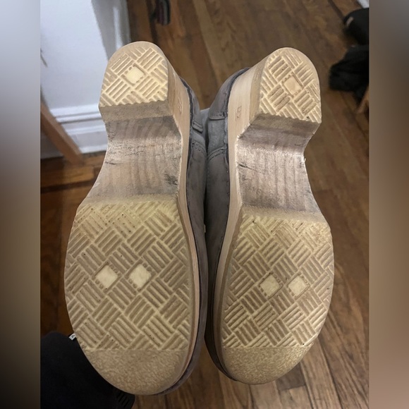 No.6 5" Pull On Shearling Clog Boot on Mid Heel in Grey Suede - Picture 12 of 14